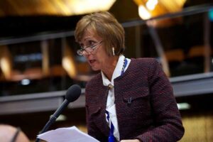 ΔΗΚΟ: Κατήγγειλε την Αθηνά Κυριακίδου στην ΕΕΥ για κομματική δράση