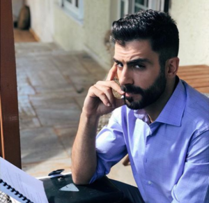 Και όμως είναι ο Μαρίνος Κόνσολος: Δείτε πως ήταν στο δημοτικό…(ΦΩΤΟ)