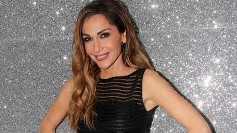 "Έσταξε φαρμάκι" για την Δέσποινα Βανδή:"Η καημένη δεν βρίσκει δουλειά…"