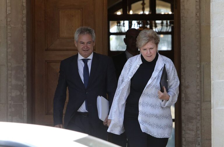 Σήμερα οι συναντήσεις Λουτ με Αναστασιάδη και Ακιντζί