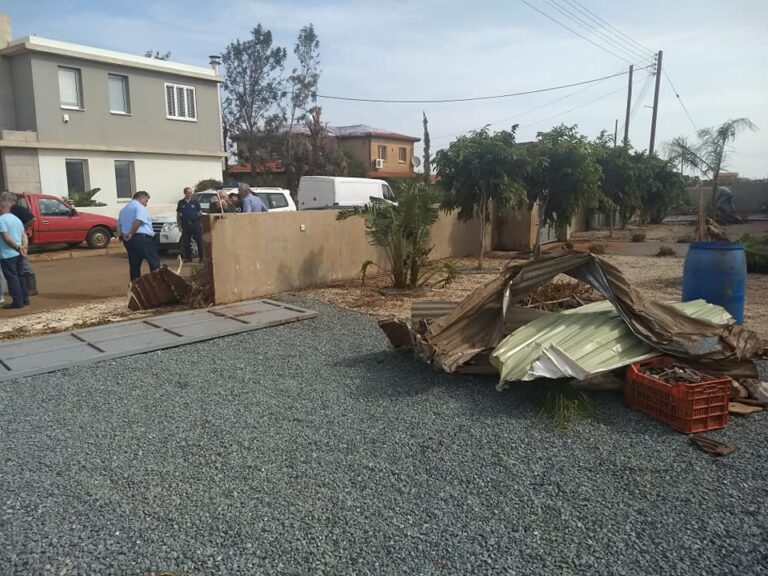 Eντός της εβδομάδας οι προκαταβολές στους 165 πληγέντες από τον ανεμοστρόβιλο