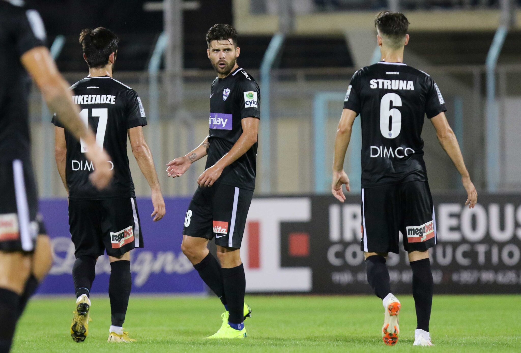 Προβλημάτισε η «Κυρία» στο ντεμπούτο του Στρέπελ