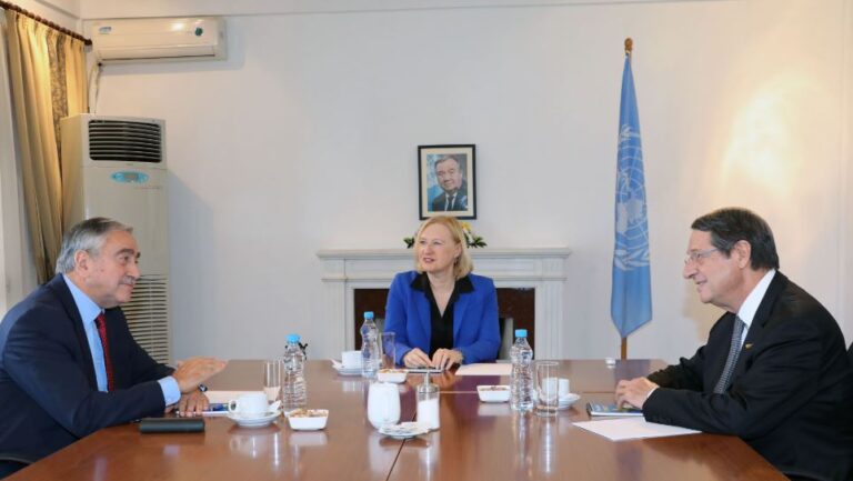 Η "ανάγνωση" των κομμάτων για την συνάντηση Ακιντζί – Αναστασιάδη (ΒΙΝΤΕΟ)