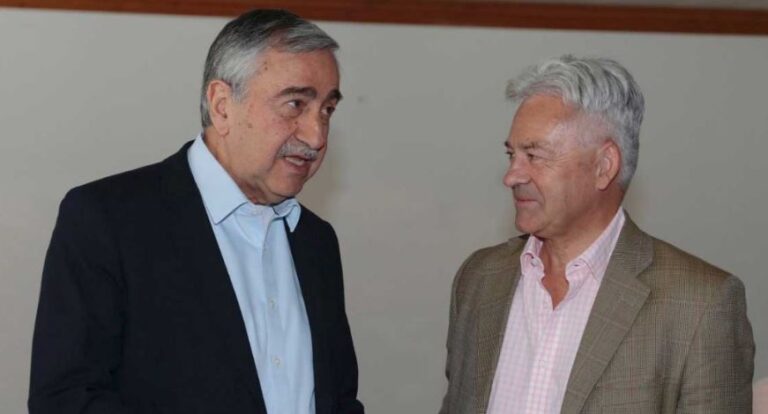 Ακιντζί και Ντάνκαν τα είπαν τηλεφωνικώς