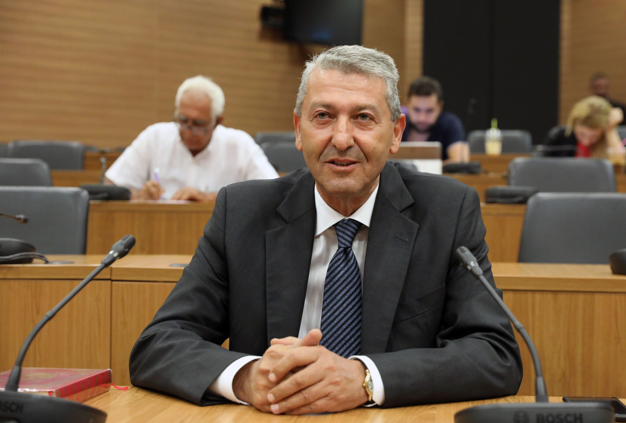 Ο φίλος και ο κουμπάρος, κριτήρια για εκλογή στις τοπικές επιτροπές των ΣΠΙ