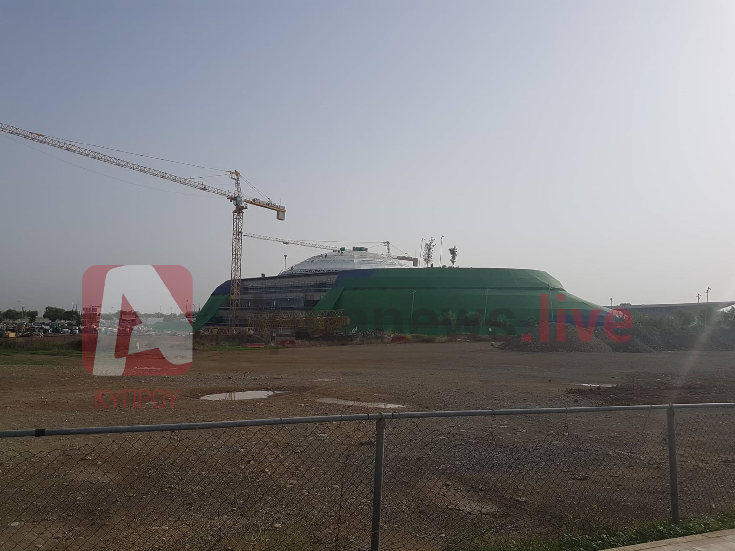 Πυρετώδεις προετοιμασίες για τα εγκαίνια της βιβλιοθήκης του Παν. Κύπρου (ΦΩΤΟ)