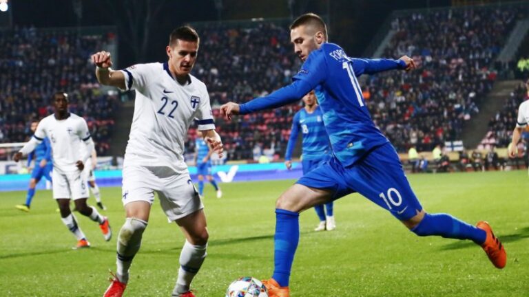 «Αποχαιρέτησε» την κορυφή του ομίλου η Ελλάδα