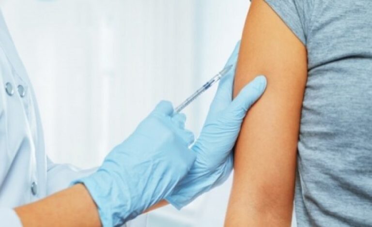 Δωρεάν εμβολιασμός κατά του HPV σε κορίτσια της Α’ τάξης γυμνασίου
