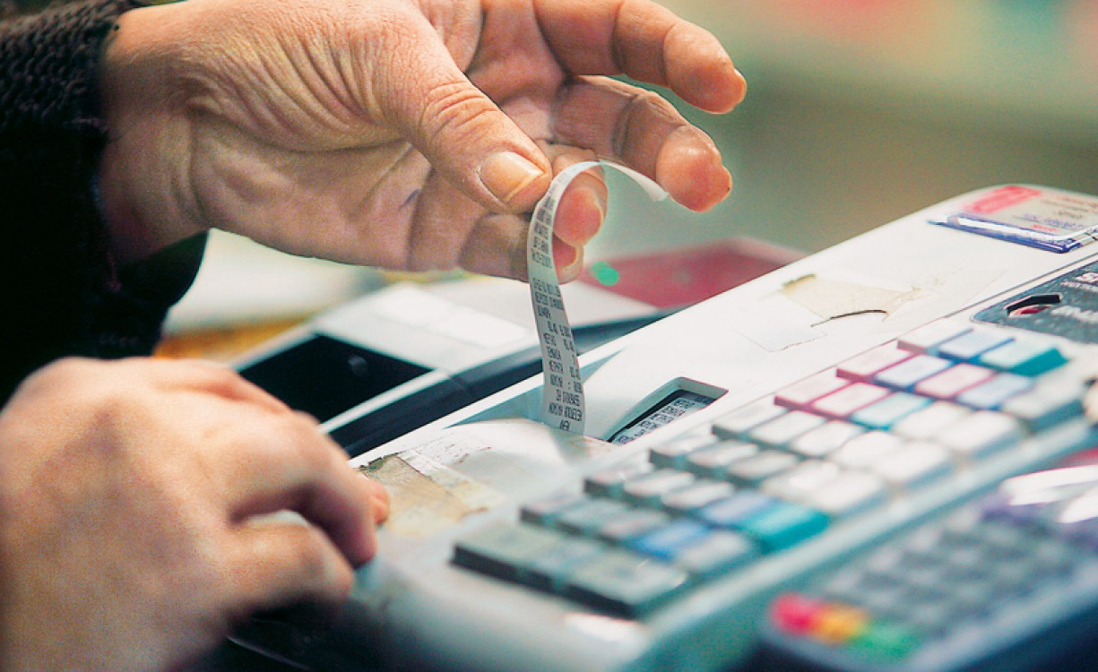 Έρευνα Alpha: Βάζουν "βαθιά" το χέρι στην τσέπη οι καταναλωτές (ΒΙΝΤΕΟ)