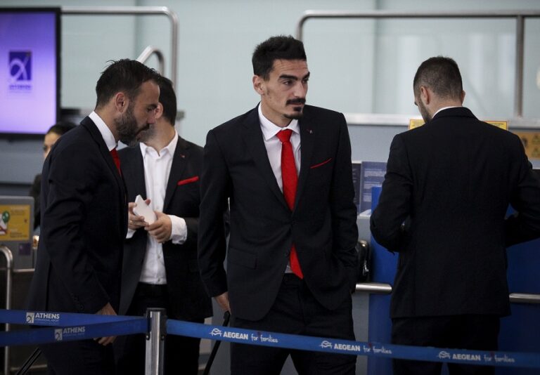 Αναχώρησε για Λουξεμβούργο ο Ολυμπιακος (Η αποστολή της ομάδας)