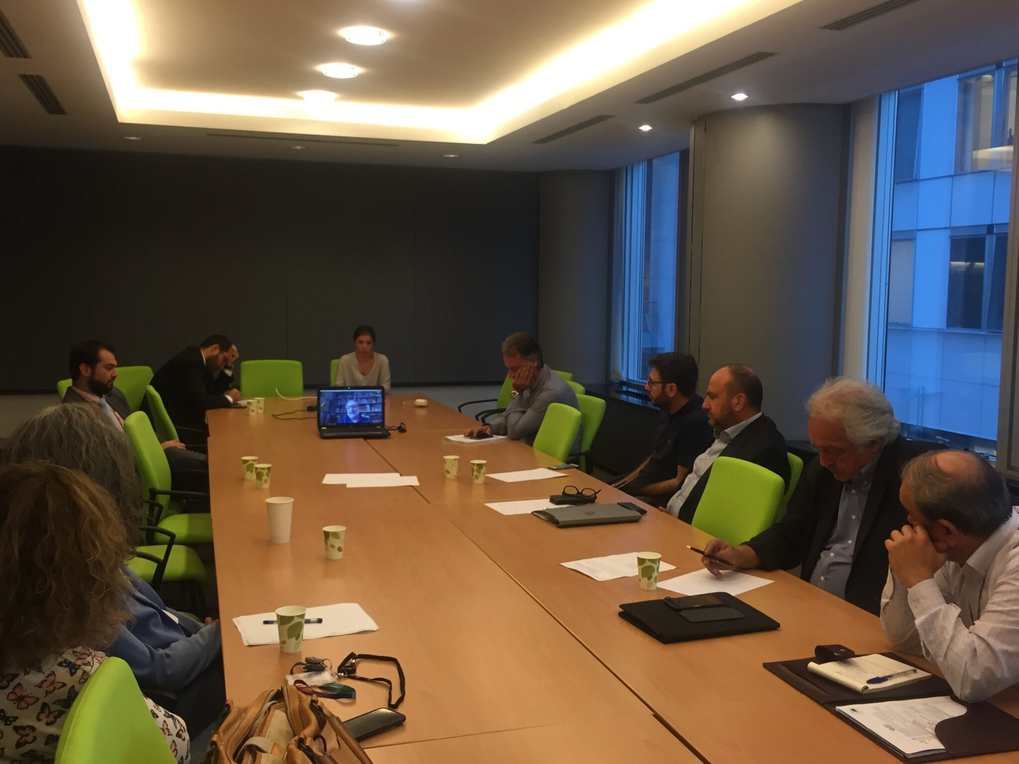 Ο Παπαδάκης ενημέρωσε Ελλαδίτες Ευρωβουλευτές για το κυπριακό