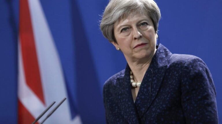 H Μέι θα ζητήσει από τη Βουλή να εγκρίνει τη συμφωνία για το Brexit
