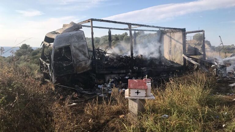 Τραγωδία στην Ελλάδα με 11 απανθρακωμένους ανθρώπους (ΒΙΝΤΕΟ&ΦΩΤΟ)