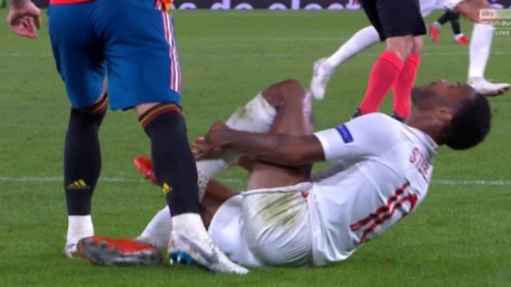 Στην «αντεπίθεση» ο Ράμος: Υποστηρίζει πως ο Στέρλινγκ έκανε θέατρο (ΒΙΝΤΕΟ)