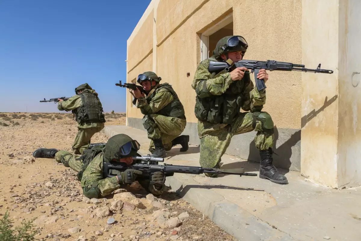 Η Μόσχα έχει στείλει στρατό στην Λιβύη, υπoστηρίζουν Sun και RBK