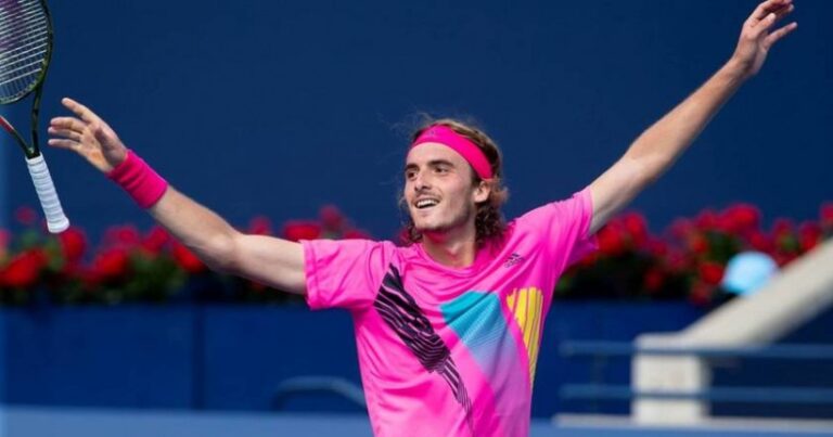 Στην κορυφή ο Τσιτσιπάς