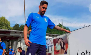 Στο «λιμάνι της καρδιάς του» μέχρι το 2022 ο Χάμπος (ΒΙΝΤΕΟ)