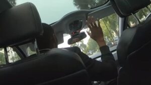 Παρίσι: Στη φυλακή "οδηγός ταξί" για υπερχρέωση τουριστών (ΒΙΝΤΕΟ)