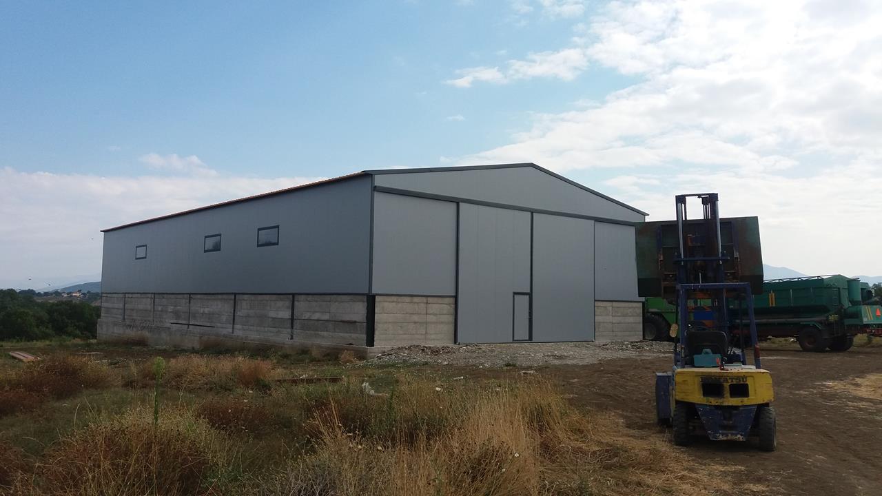 Επ. Αμμοχώστου: Μπήκαν σε αποθήκη και "σήκωσαν" κυνηγετικά όπλα και μηχανήματα