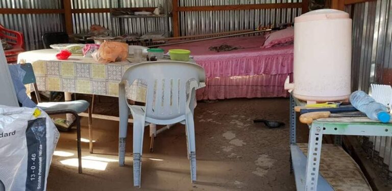 Μετρούν ζημιές μετά την καταιγίδα κάτοικοι της επαρχίας Λάρνακας (BINTEO)