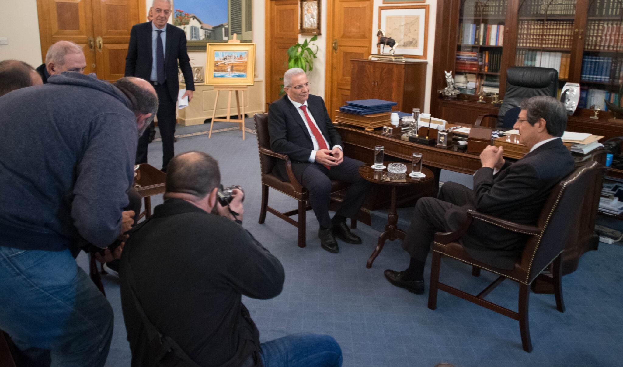 Διαφωνίες και…αμηχανία στη συνάντηση Αναστασιάδη και Άντρου (ΒΙΝΤΕΟ)