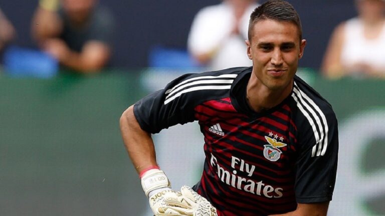 Ενέκρινε την κλήση Βλαχοδήμου στην Εθνική Ελλάδος η FIFA