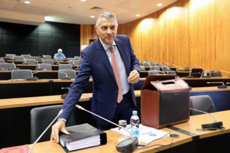 Καταγγελία κατά Χατζηγιάννη για τηλεφωνική παρενόχληση διαιτητή