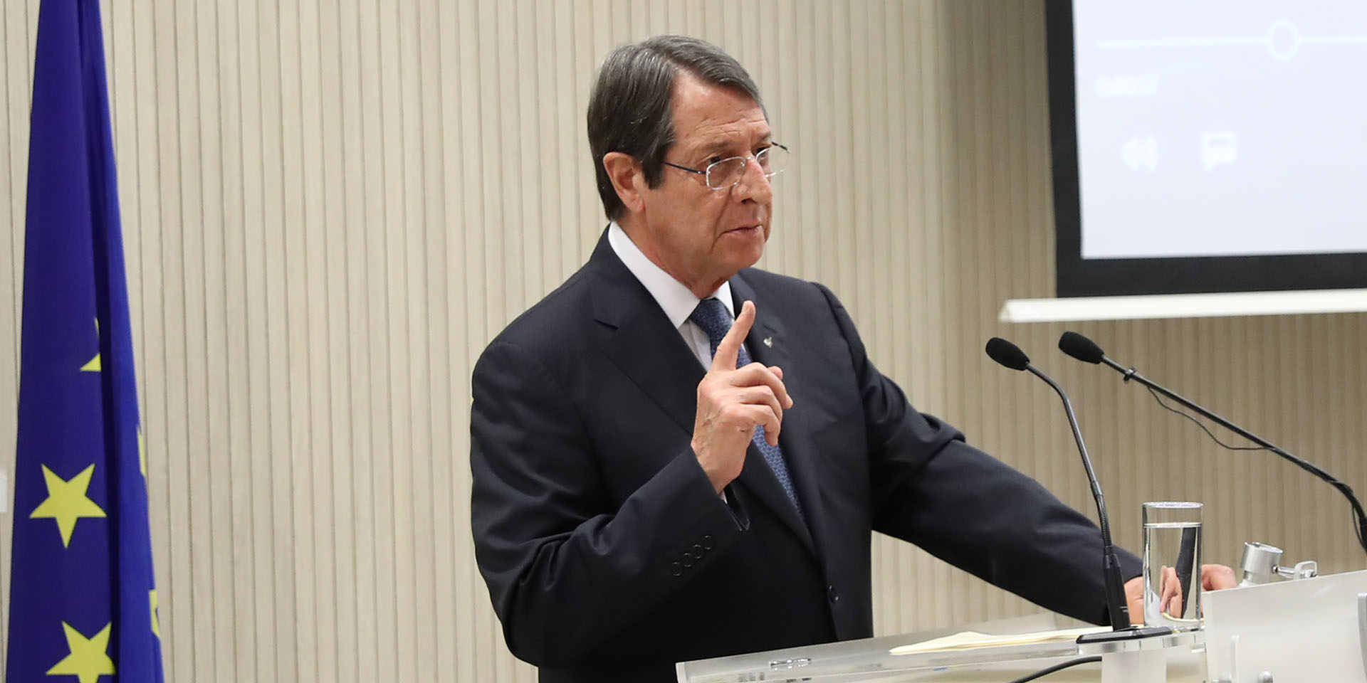 ΠτΔ: Δεν θα αποδεχτώ και δεν θα παρουσιάσω στο λαό μη λειτουργική λύση