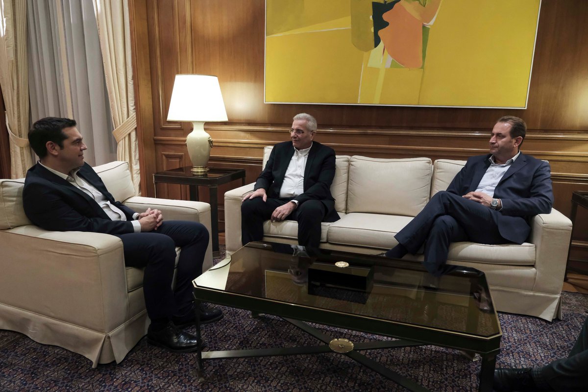 Άντρος: Είδε Τσίπρα και πάει να ακούσει τον Τσαβούσογλου