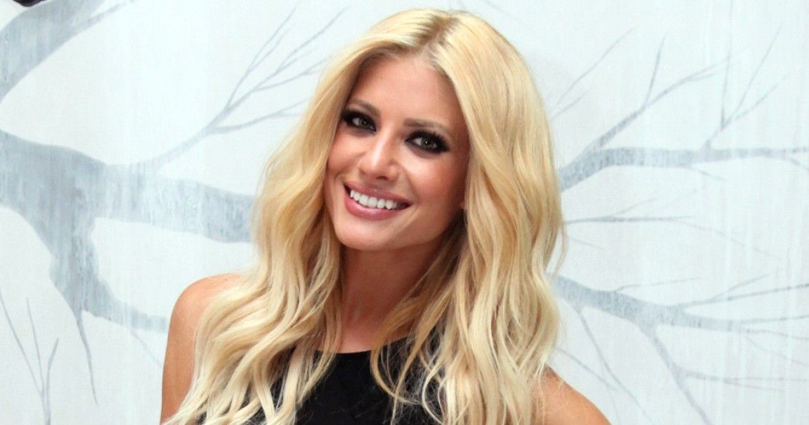 Ευαγγελία Αραβανή: Πάρτι για τα γενέθλια της με τον Νίκο Οικονομόπουλο (ΦΩΤΟ)