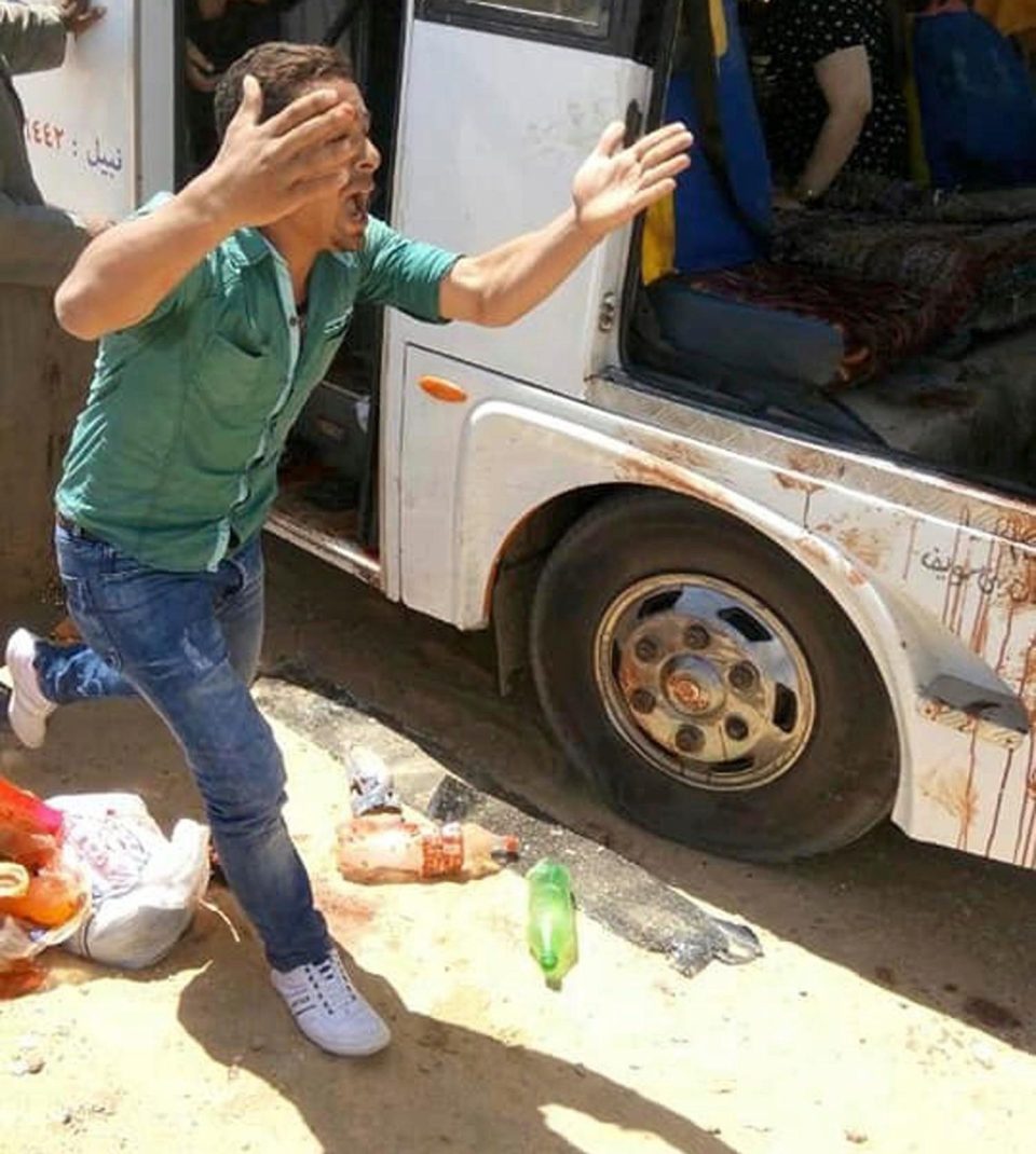 Αίγυπτος: 7 νεκροί και 20 τραυματίες από ένοπλη επίθεση σε λεωφορεία