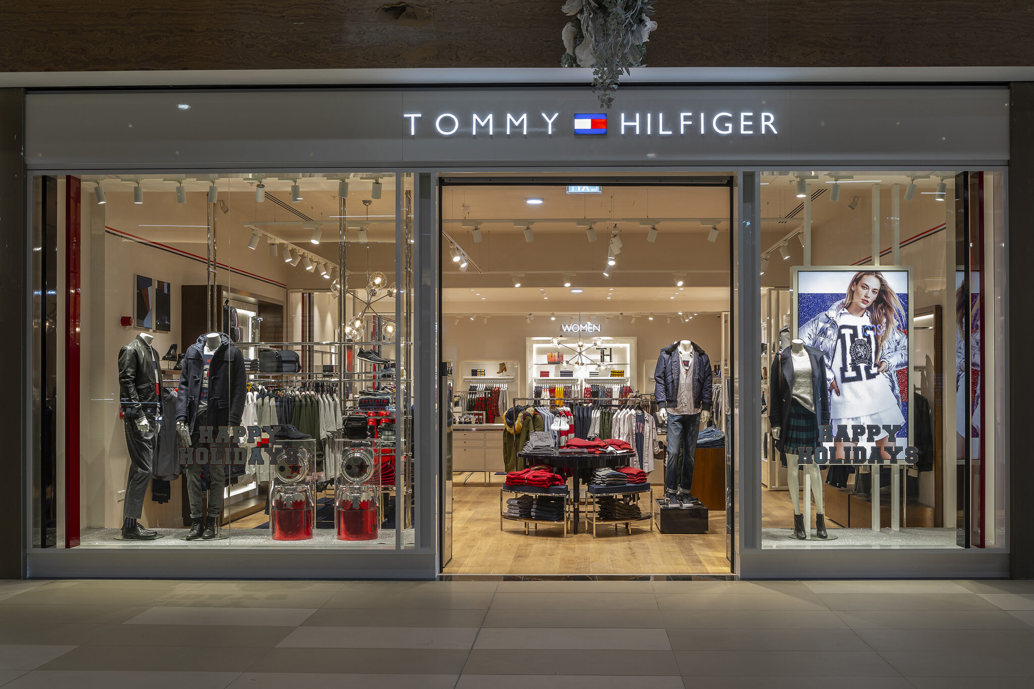 Η Sarkk ΑΒΕΕ ανακοινώνει το άνοιγμα  νέου καταστήματος Tommy Hilfiger