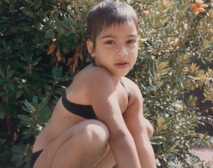 Την αναγνωρίζετε; Και όμως είναι μια από τις μεγαλύτερες σταρ του κόσμου(ΦΩΤΟ)