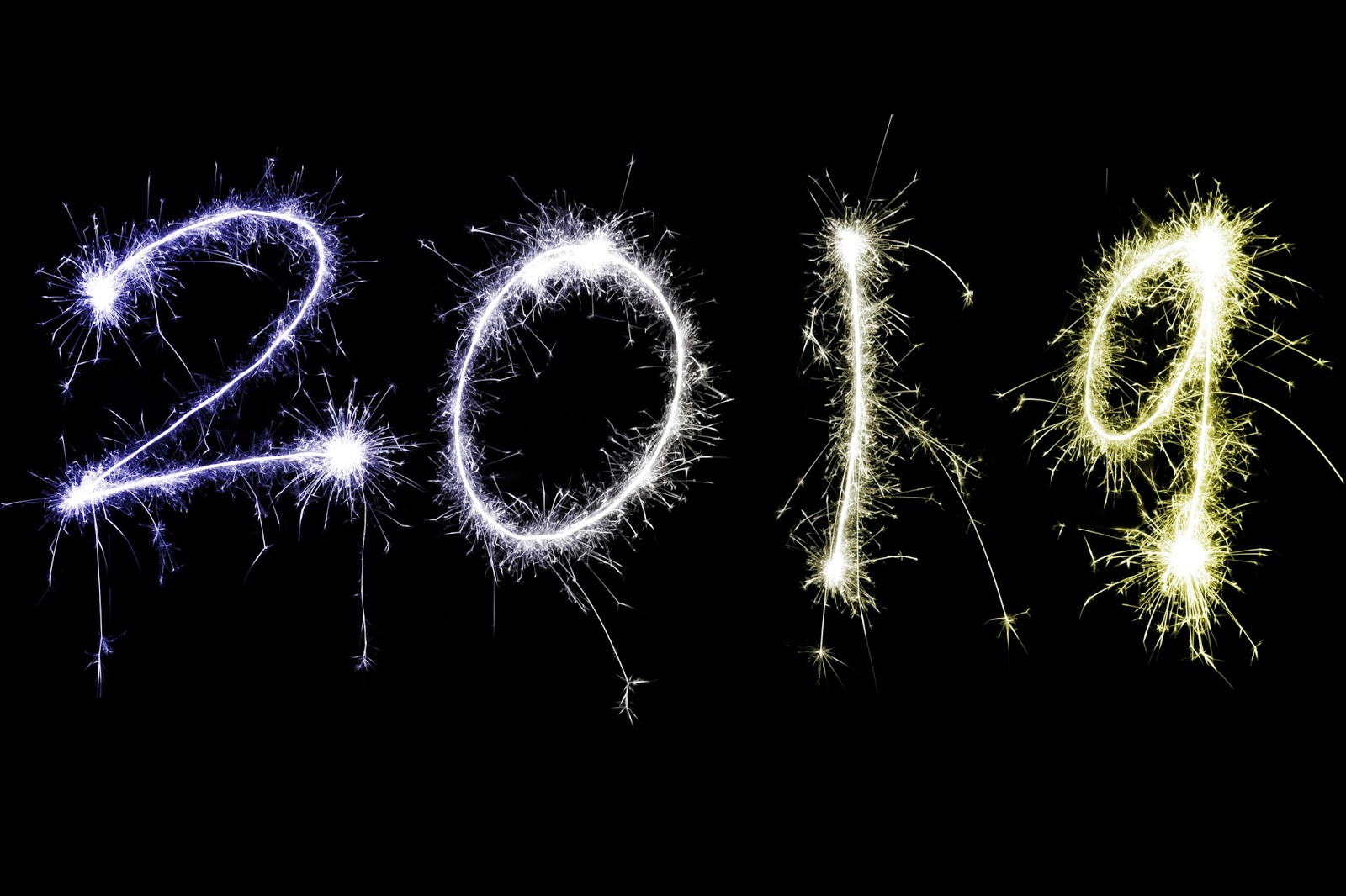 2019: Οι αργίες και τα τριήμερα που μας… "χαρίζει" το νέο έτος!