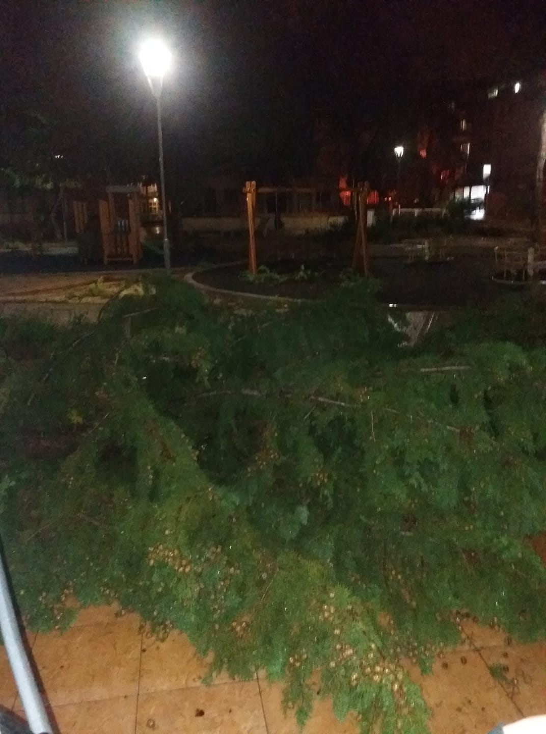 Προβλήματα προκαλούν και πάλι οι έντονες βροχοπτώσεις