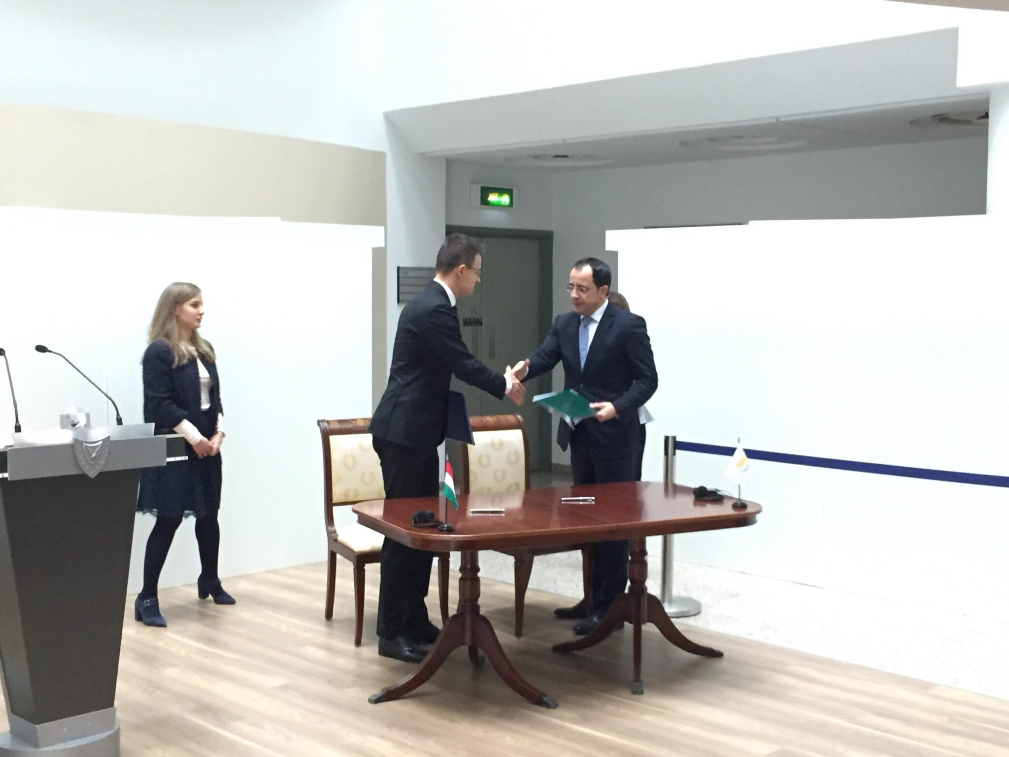 Έντονο ενδιαφέρον της Ουγγαρίας για το κυπριακό φυσικό αέριο (ΦΩΤΟ)