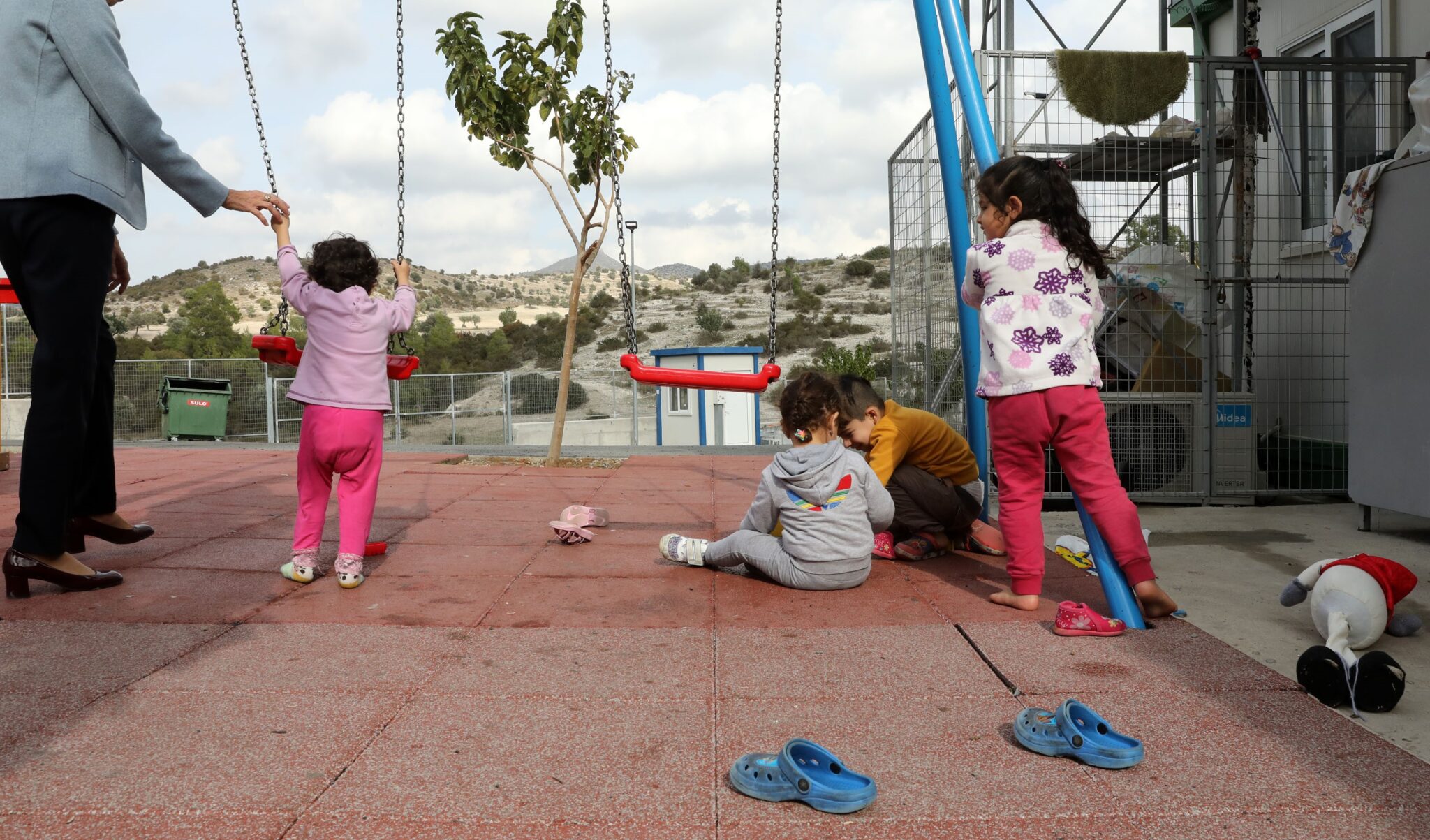 400 μετανάστες ξανάσμιξαν με τις οικογένειες τους χάρη στον ΔΟΜ Κύπρου