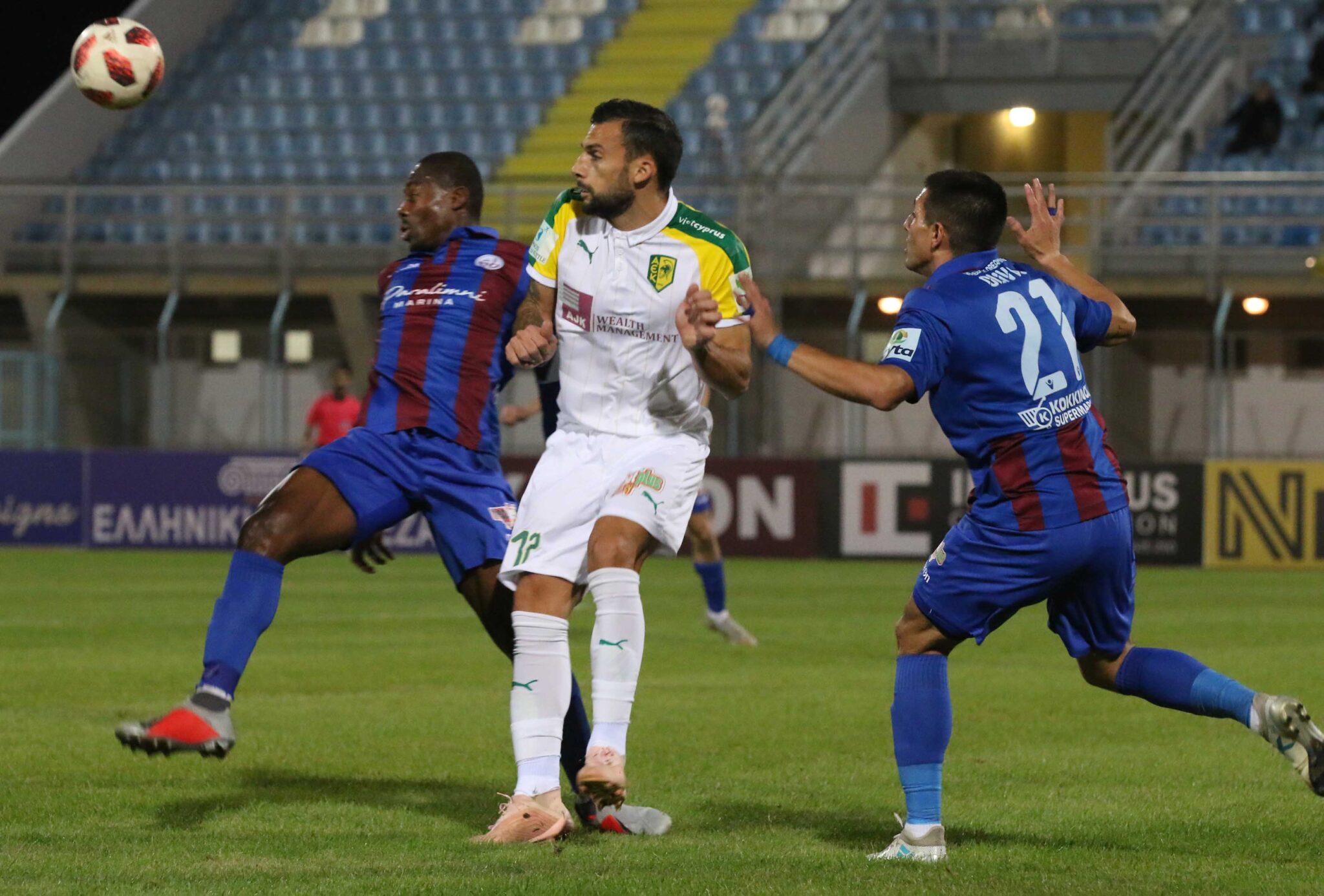 Ανώμαλη προσγείωση για την ΑΕΚ στο Παραλίμνι (ΒΙΝΤΕΟ)