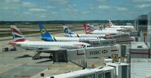 Συνεχίζονται κανονικά οι πτήσεις στο αεροδρόμιο Γκάτγουικ