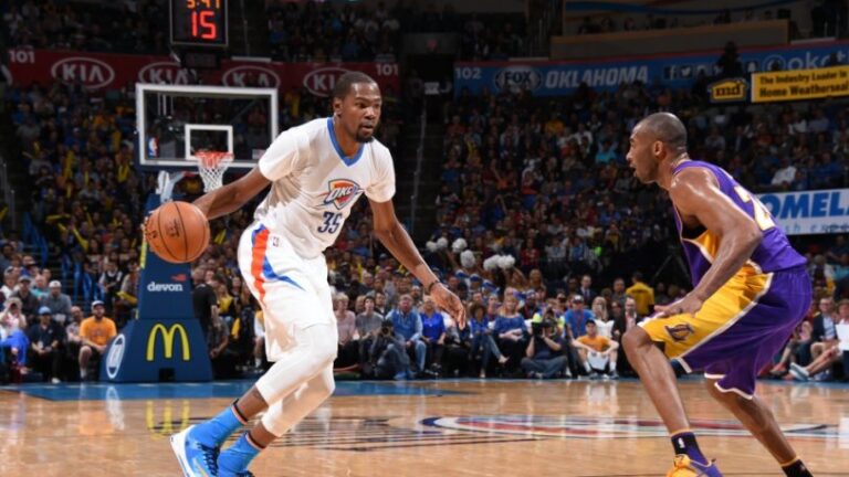 Ντουράντ: «Κόμπι και Τζόρνταν μακράν οι καλύτεροι του αθληματος»