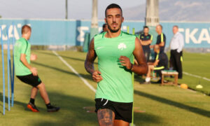 Απέχει ακόμη ο Κουρμπέλης