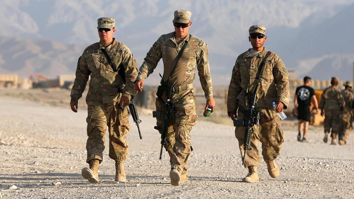 Το ΝΑΤΟ μένει στο Αφγανιστάν παρά την απόφαση των ΗΠΑ να αποχωρίσουν