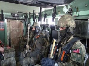 Τουρκικά κομάντος εισβάλουν στη Συρία στο Μέμπιτς