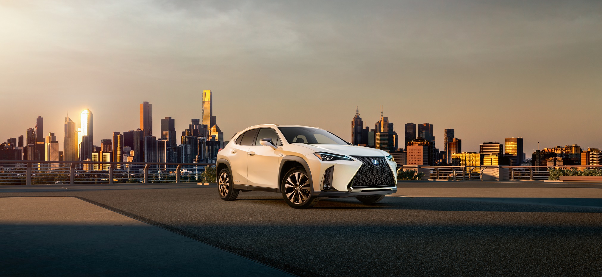 Το LEXUS UX κάνει την είσοδό του στην κυπριακή αγορά