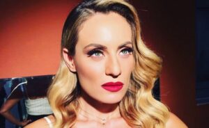 Ατύχημα για την Ελεονώρα Μελέτη – Έκανε ράμματα στο πρόσωπο της…(ΦΩΤΟ