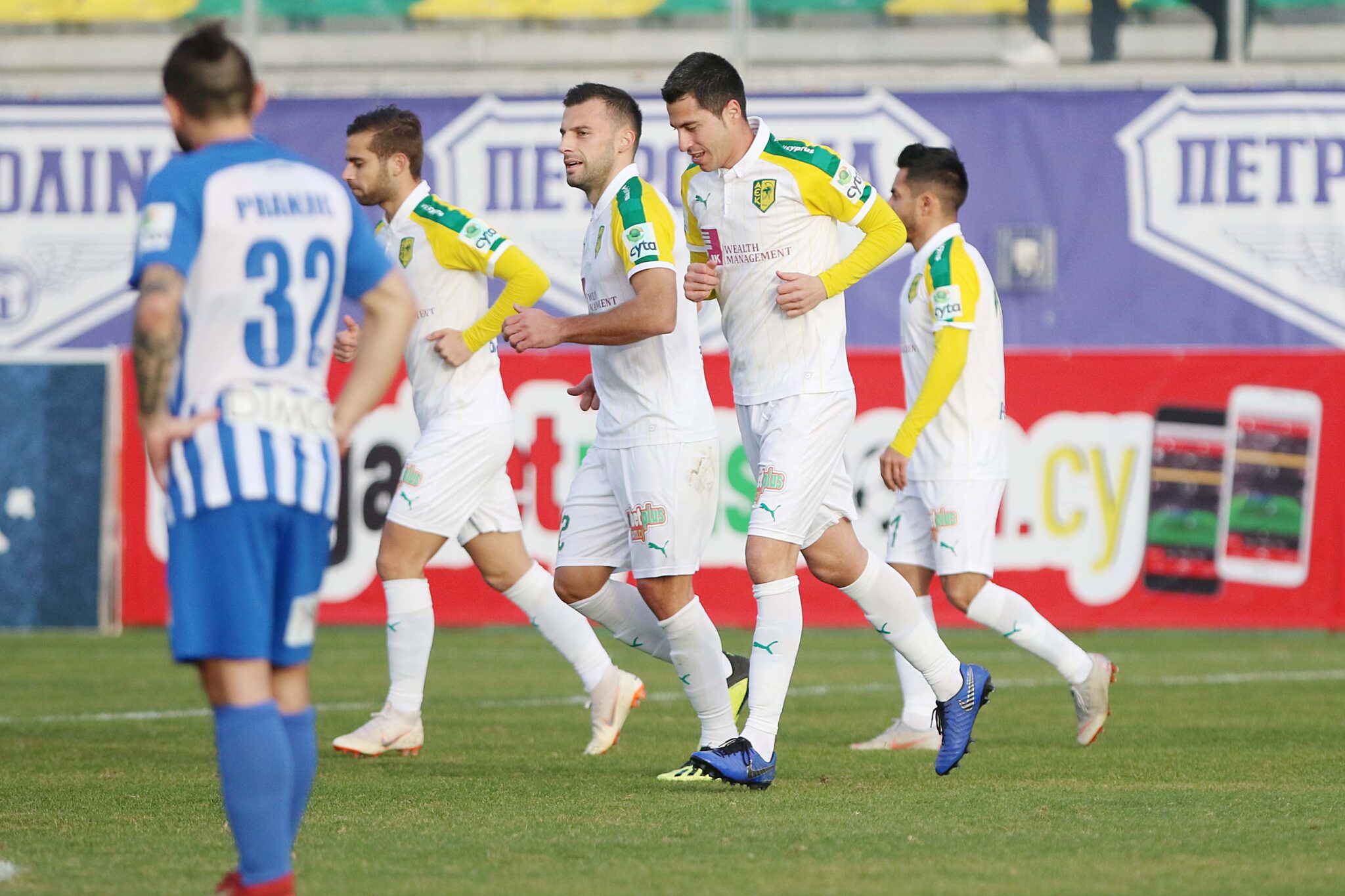 «Ιβάν ο τρομερός» την οδηγεί (ΒΙΝΤΕΟ)