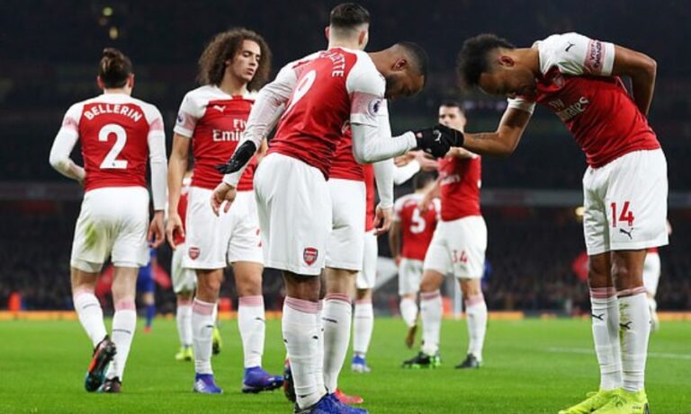 «Βάφτηκε» κόκκινο το ντέρμπι του Λονδίνου (ΒΙΝΤΕΟ)