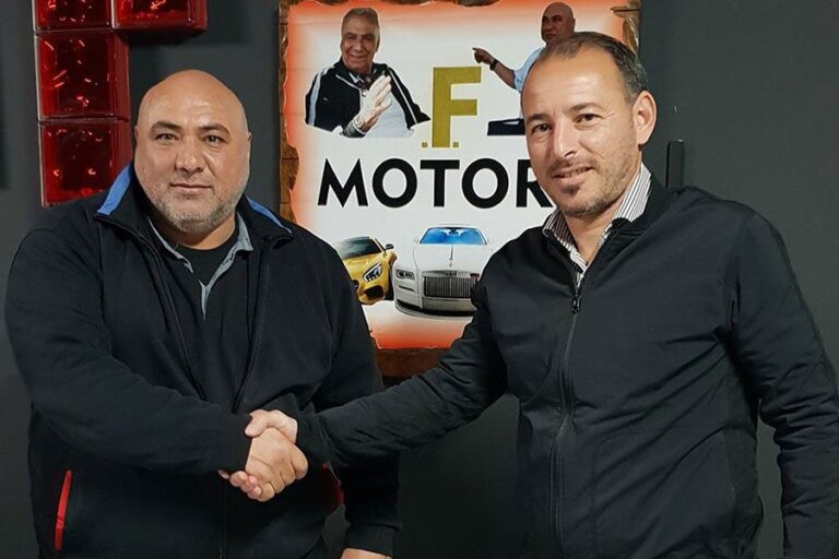 Εναπόθεσε τις ελπίδες παραμονής στον Χρύση Μιχαήλ