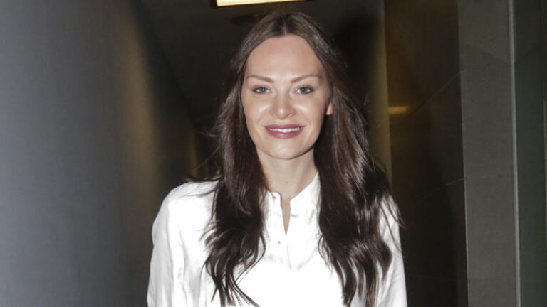 Η Υβόννη Μπόσνιακ πήγε για σκι με την κόρη της! (ΦΩΤΟ)