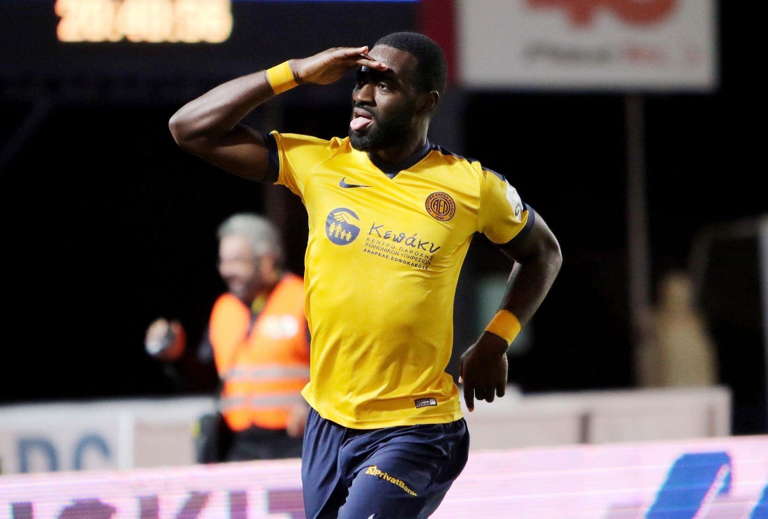 Ο Λαφράνς απάντησε στις φήμες για ΑΠΟΕΛ (ΦΩΤΟ)